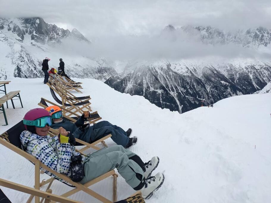 Chalet L'Ilet Ensoleille /Sunny Island Chalet Chamonix ภายนอก รูปภาพ